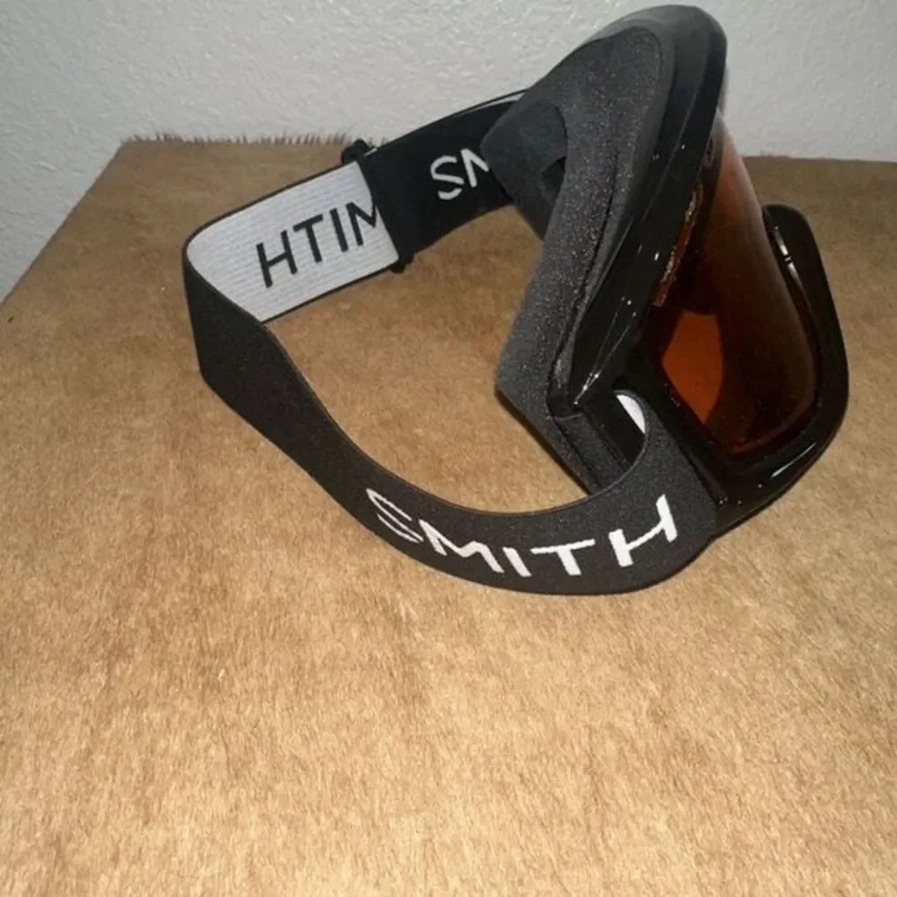 Smith Optics Electra Snow Goggles Black Gold Lite Lens. Perfect No Scratches‎
